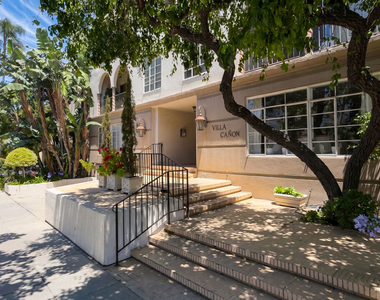 434 S Canon Drive - Photo Thumbnail 1