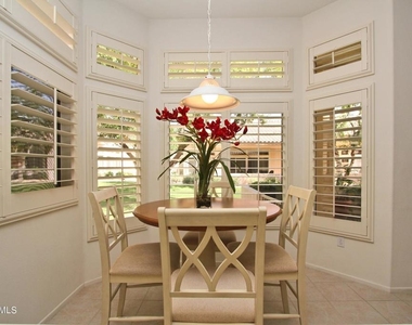 78448 Desert Willow Drive - Photo Thumbnail 11