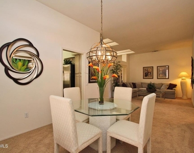 78448 Desert Willow Drive - Photo Thumbnail 9