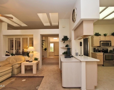 78448 Desert Willow Drive - Photo Thumbnail 16