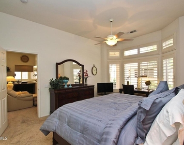 78448 Desert Willow Drive - Photo Thumbnail 21