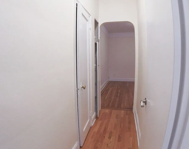 123 East 80th Street - Photo Thumbnail 4