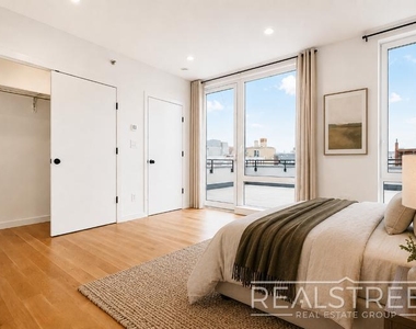 63 Lewis Avenue - Photo Thumbnail 3