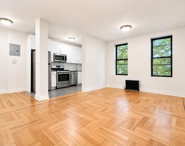 282 Cabrini Boulevard - Photo Thumbnail 1