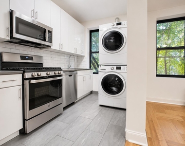 282 Cabrini Boulevard - Photo Thumbnail 3