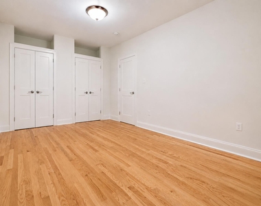 282 Cabrini Boulevard - Photo Thumbnail 6