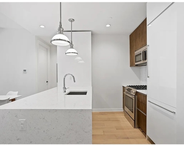 127 W 112th St - Photo Thumbnail 4
