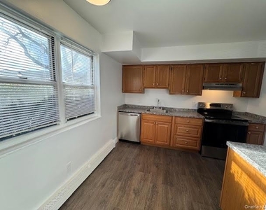 9 Patton Drive - Photo Thumbnail 6