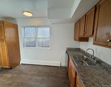 9 Patton Drive - Photo Thumbnail 8