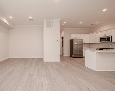 776 Fulton Street - Photo Thumbnail 8
