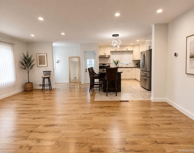 58-04 264th Street - Photo Thumbnail 22