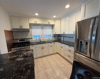 58-04 264th Street - Photo Thumbnail 4