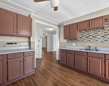 20 Delaware Street - Photo Thumbnail 10