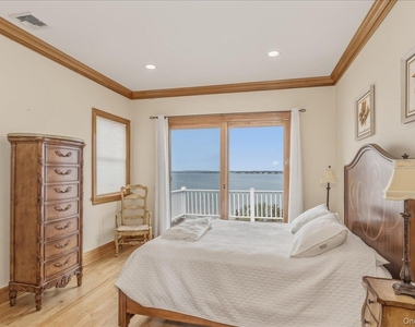 672 Dune Road - Photo Thumbnail 28
