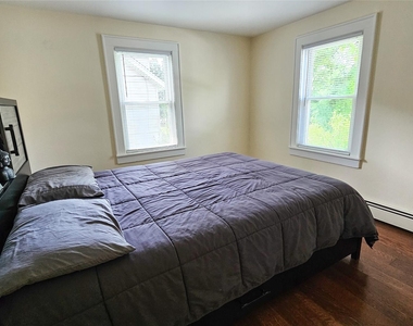 2 Murray Avenue - Photo Thumbnail 5