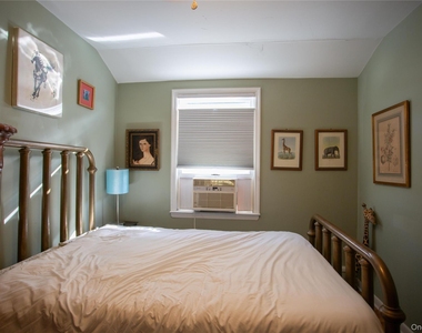 272 Laurelton Boulevard - Photo Thumbnail 9
