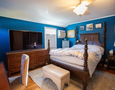272 Laurelton Boulevard - Photo Thumbnail 12