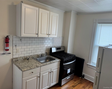 18 West Street - Photo Thumbnail 5