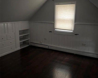 80 Ellen Street - Photo Thumbnail 2