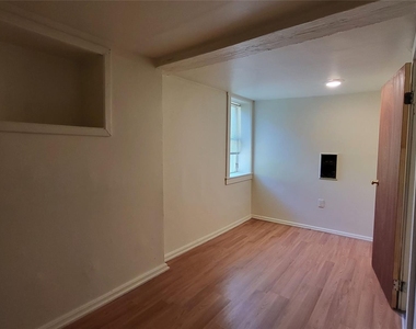 94 E Main Street - Photo Thumbnail 6