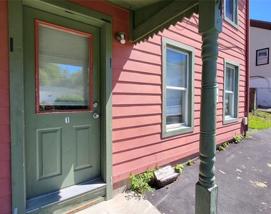 94 E Main Street - Photo Thumbnail 8