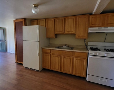 94 E Main Street - Photo Thumbnail 2