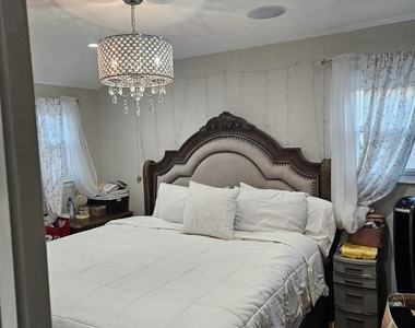 127 Berkeley Avenue - Photo Thumbnail 3