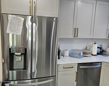 127 Berkeley Avenue - Photo Thumbnail 5