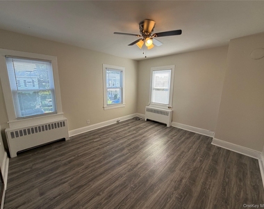 14 Franklindale Avenue - Photo Thumbnail 8
