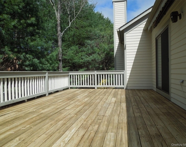 670 Heritage Hills - Photo Thumbnail 18