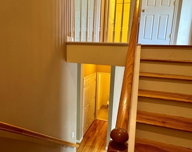 8 Seeley Bull Street - Photo Thumbnail 41