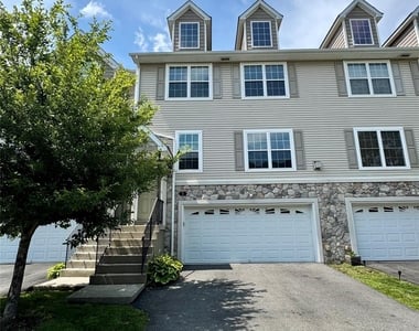 8 Seeley Bull Street - Photo Thumbnail 27