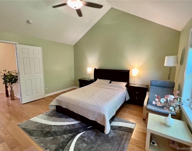 20 Seeley Bull Street - Photo Thumbnail 17