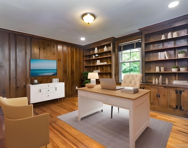23 Pinetree Lane - Photo Thumbnail 12