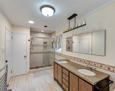 23 Pinetree Lane - Photo Thumbnail 20