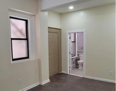 170 Washington Avenue - Photo Thumbnail 3