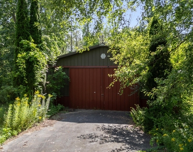 2130 Rowley Road - Photo Thumbnail 3