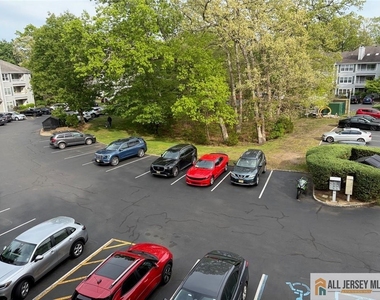 2509 Candlelight Court - Photo Thumbnail 14