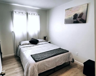 85 Woodrow Avenue - Photo Thumbnail 4