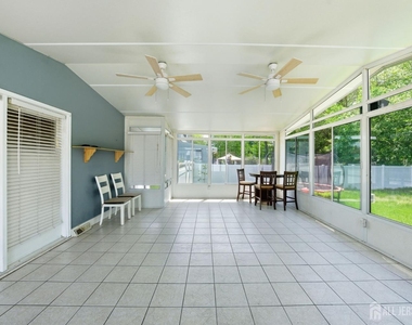 587 Marlboro Road - Photo Thumbnail 8