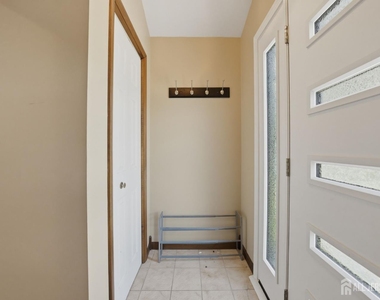 587 Marlboro Road - Photo Thumbnail 2