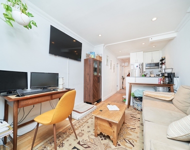 410 E 64th Street - Photo Thumbnail 4