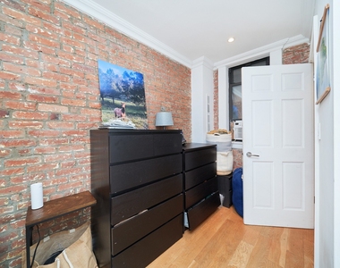 410 E 64th Street - Photo Thumbnail 7