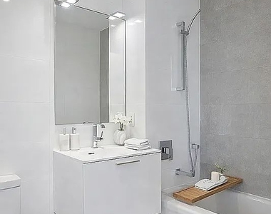 24-12 42nd Road - Photo Thumbnail 4