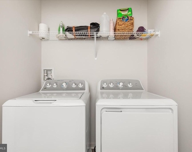 130 Calais Place - Photo Thumbnail 25