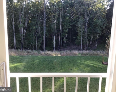 1035 Aspen Road - Photo Thumbnail 5