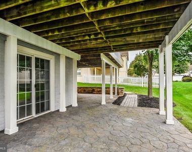 6916 Birkenhead Place - Photo Thumbnail 29
