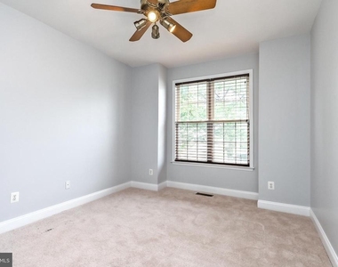6916 Birkenhead Place - Photo Thumbnail 23