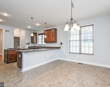 6916 Birkenhead Place - Photo Thumbnail 15