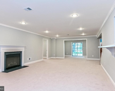 6916 Birkenhead Place - Photo Thumbnail 47